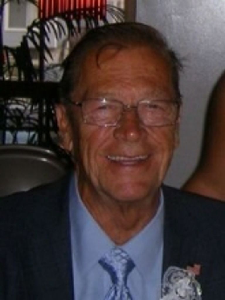 James T Kamholz