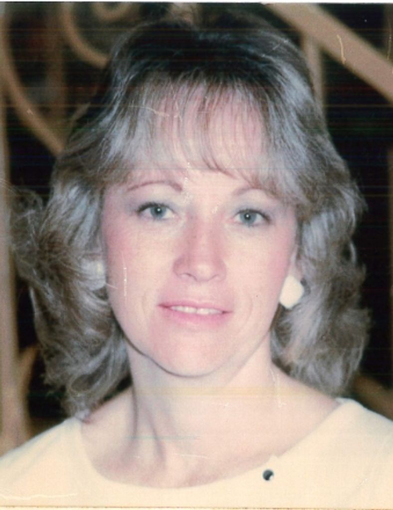 Vickie Loving Profile Photo