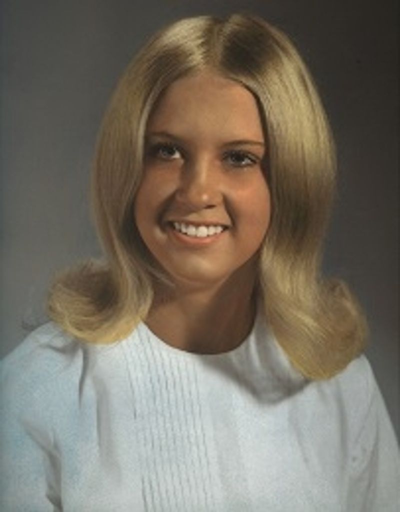 Mrs. Anita Sue Houseman