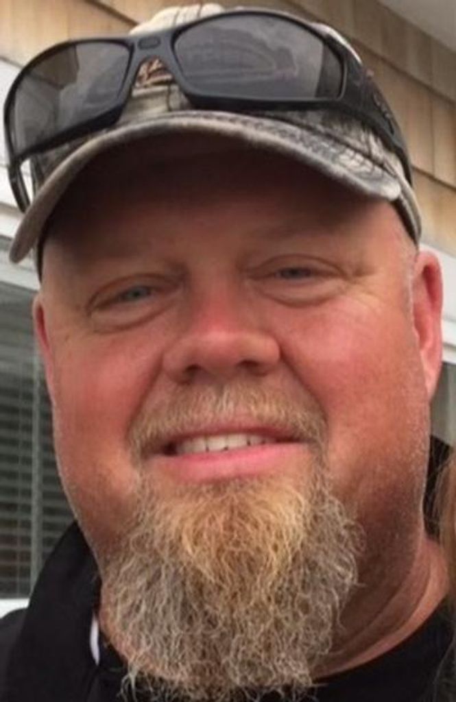 Steven Hamilton Profile Photo