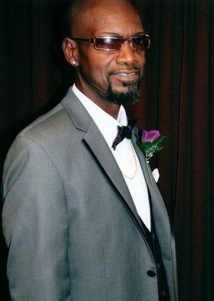 Kenneth Walker Sr. Profile Photo