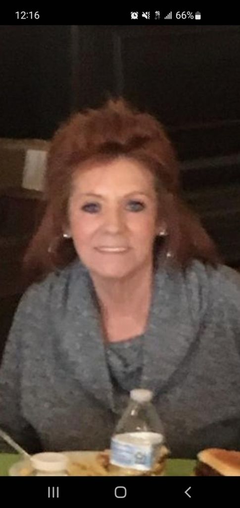 Kathy Robertson Mabes Profile Photo