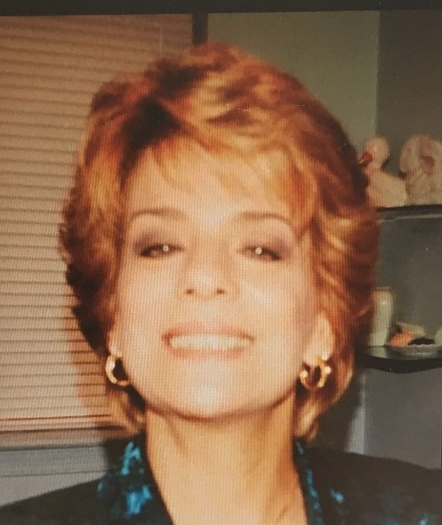Lenore J. D' Andraia