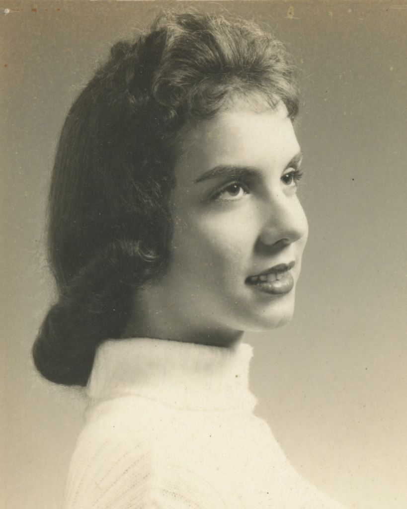 Sara Sue Hiatt Profile Photo