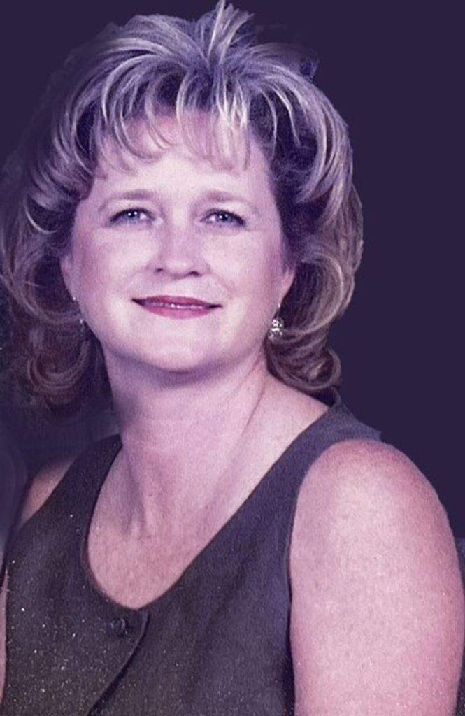 Leeanne May Profile Photo