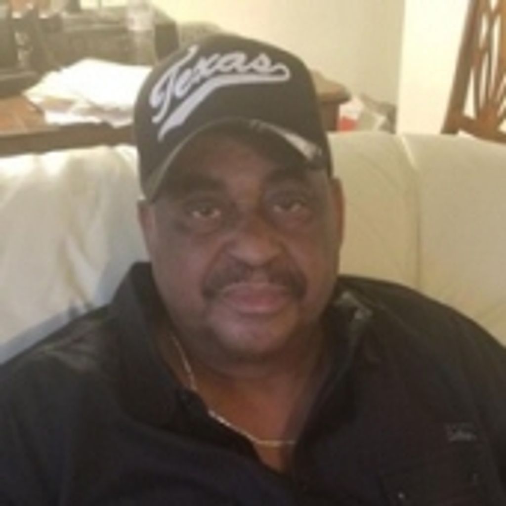 Harold James Mr. Thompson