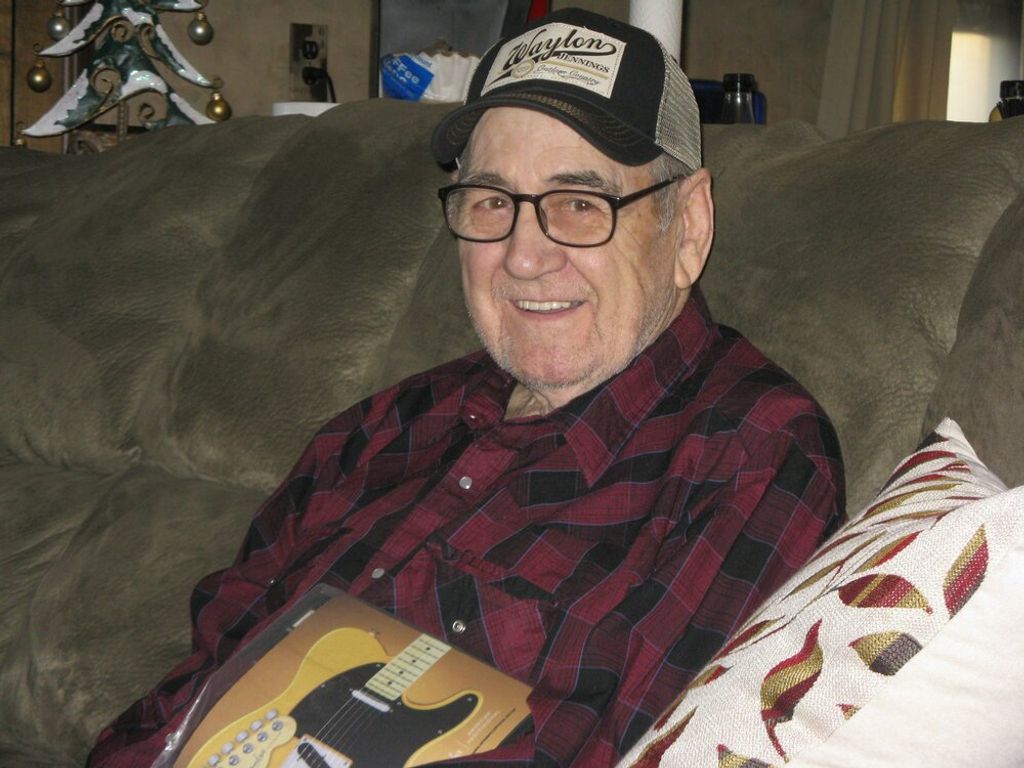 Kenneth Skelton