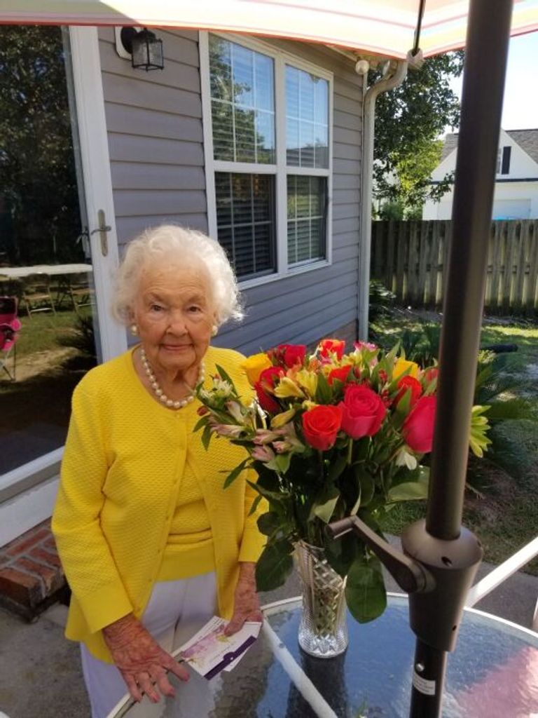 Edna Lowell (Weeks)  Worsley