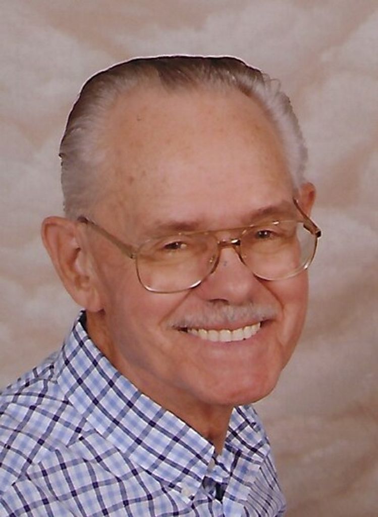 Robert Dwight Christensen Profile Photo