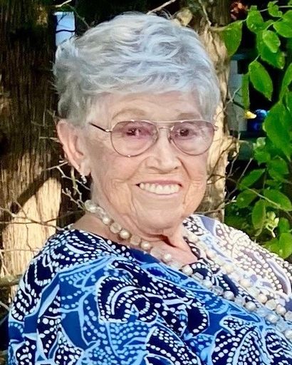 Leone Arlis Peterson's obituary image