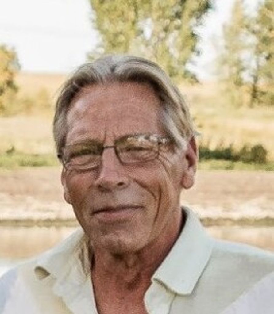 Reginald Coen Profile Photo
