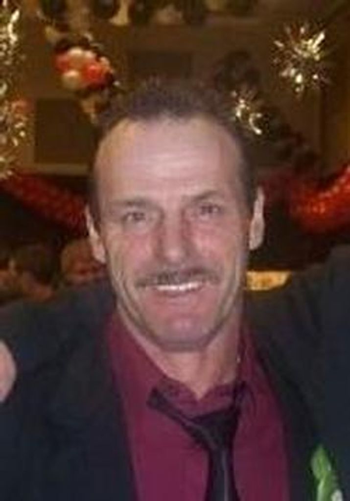 Roger Edward Macdonald Profile Photo