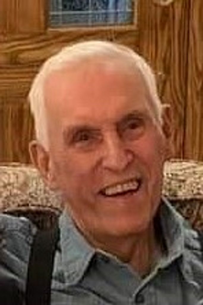 Robert "Gene" Eugene Worthen