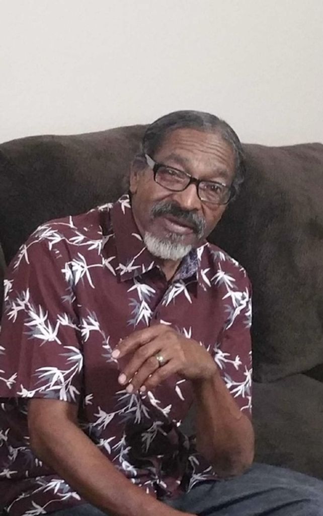 Clyde Lewis Jr. Profile Photo