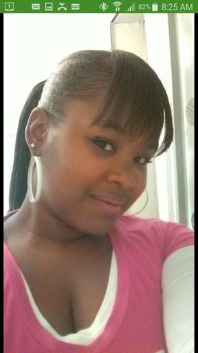 Ashley Marie Robinson photo gallery thumbnail 1 of 38
