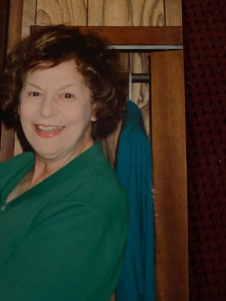 Anne Connelly Profile Photo