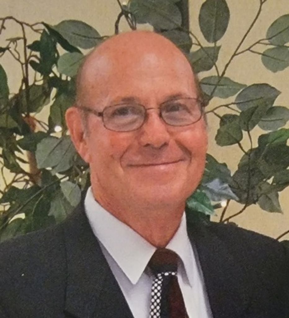 Onis Lynwood Holley Profile Photo
