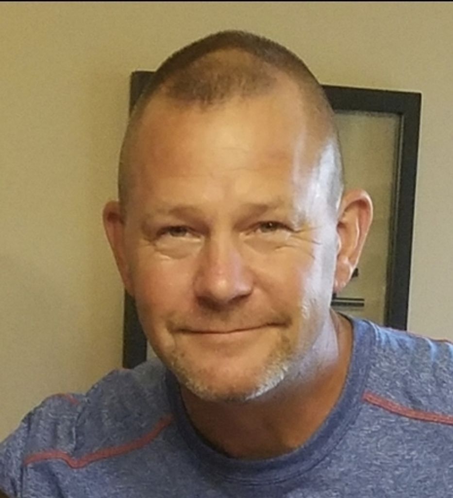 Christopher "Chris" Wayne Brenton Profile Photo