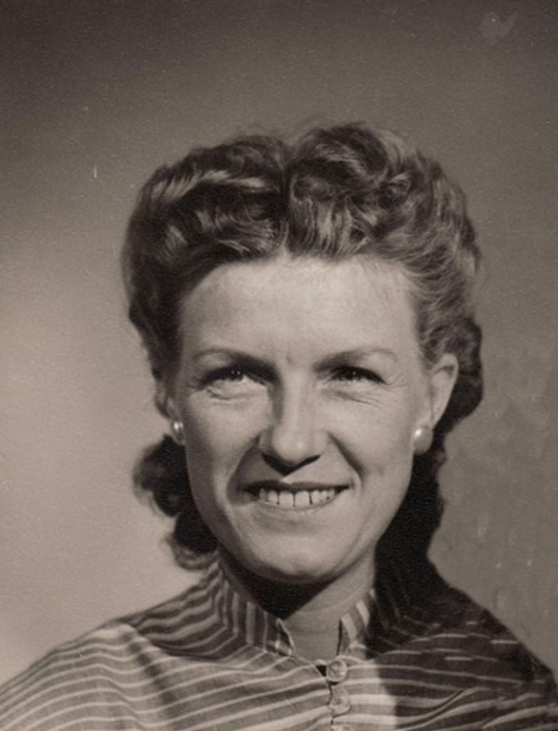 Roxie Louise Riley Profile Photo