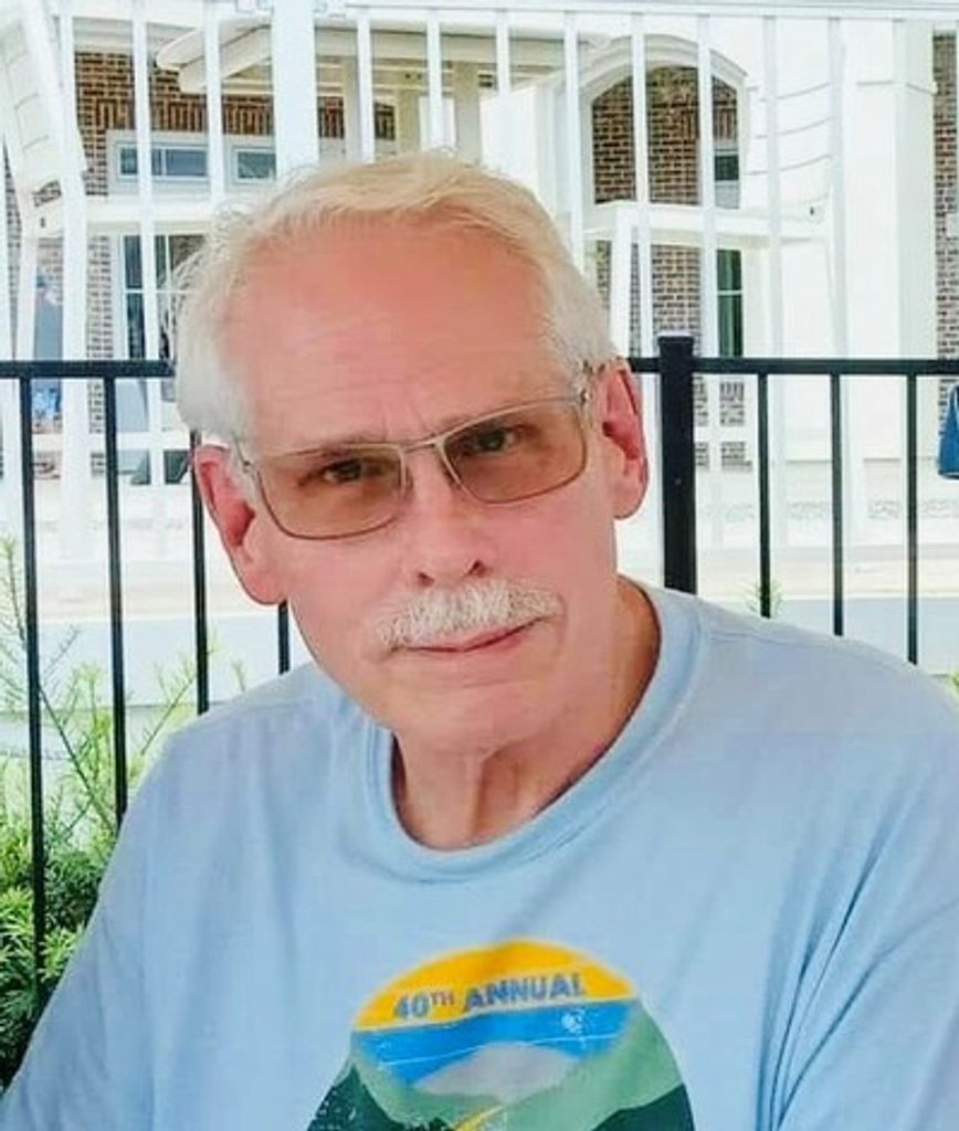 Leon R. Hobbs Jr. Profile Photo