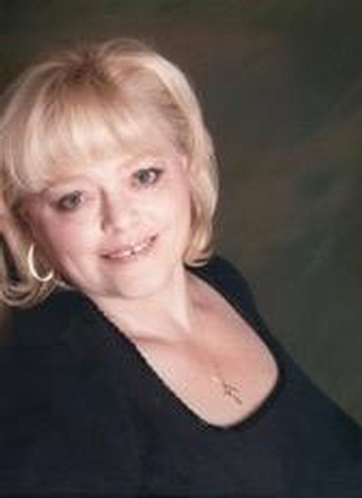 Shelly Faye Pitts Profile Photo