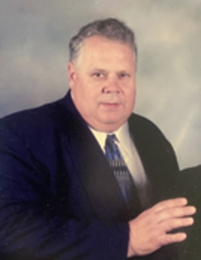 Lynwood Wilson Moore