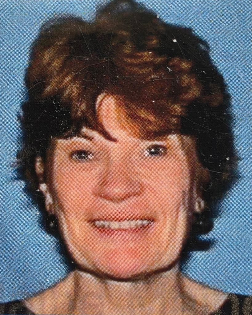 Mary Ellen Moon Profile Photo