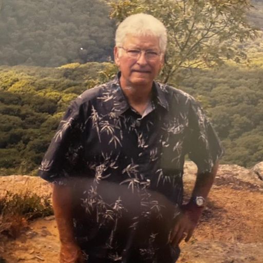 Roy Dan Wolfe Profile Photo