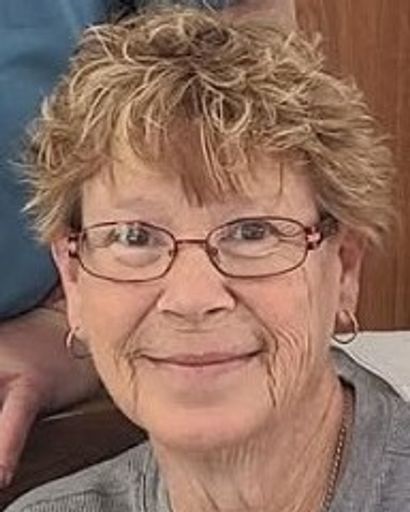 Karen Lee Hildebrand Profile Photo