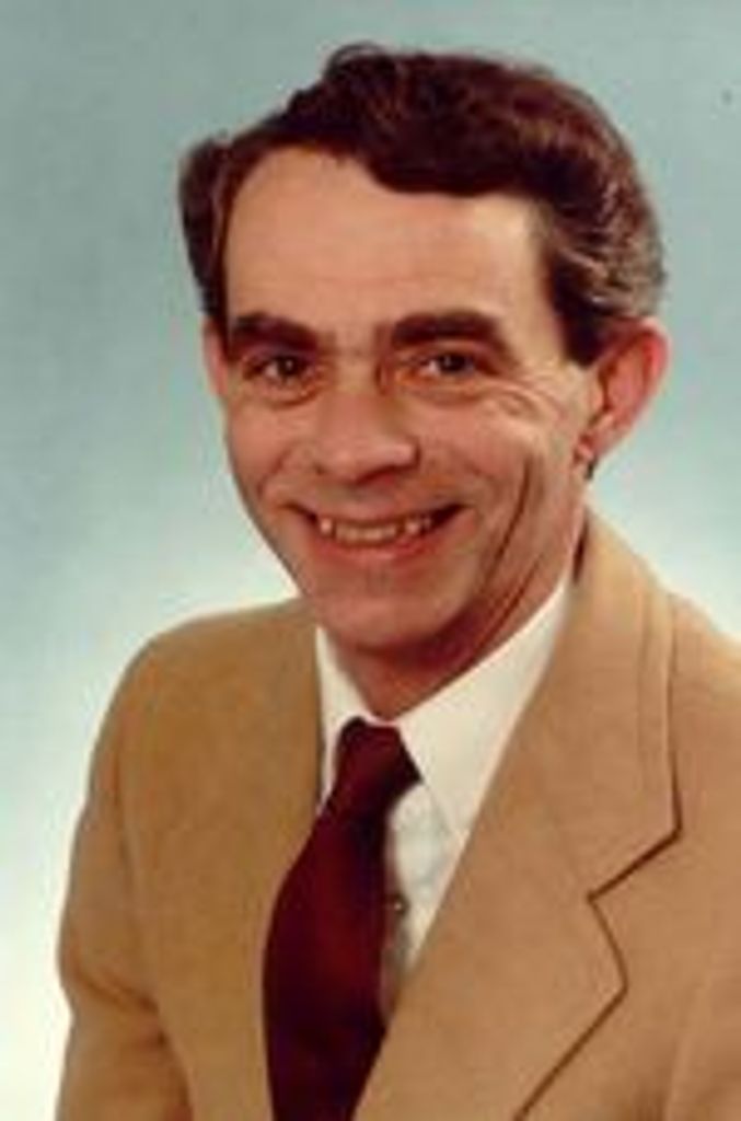 Dr. Thomas Edward Gillespie