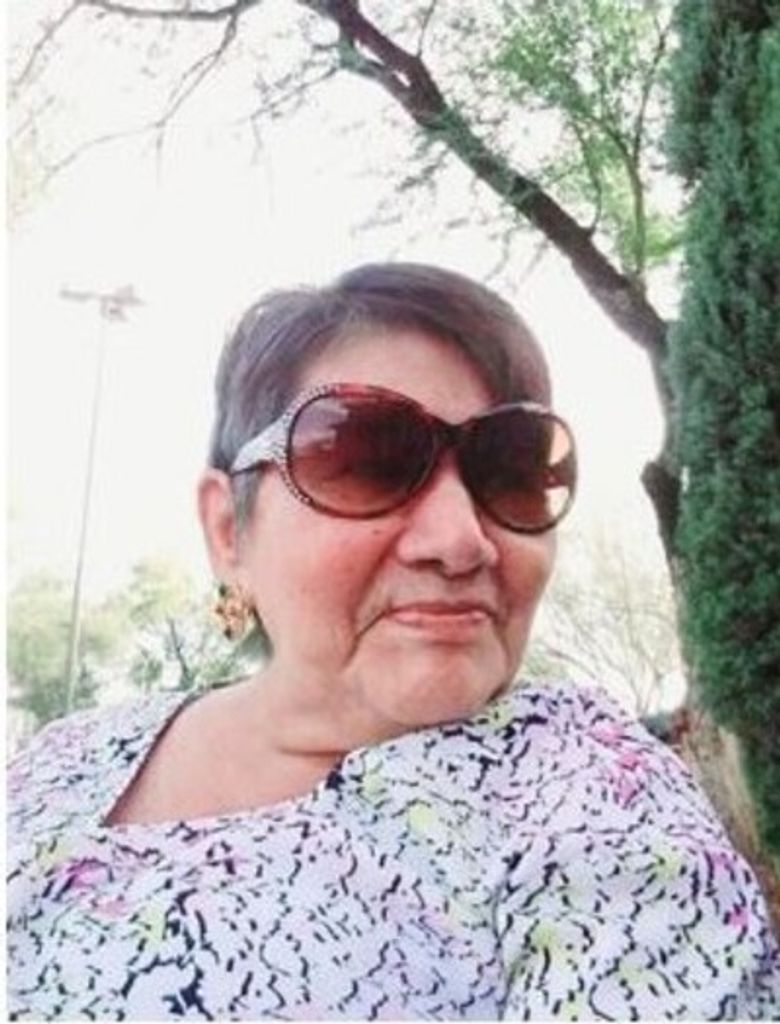 Yolanda M. Leon Profile Photo