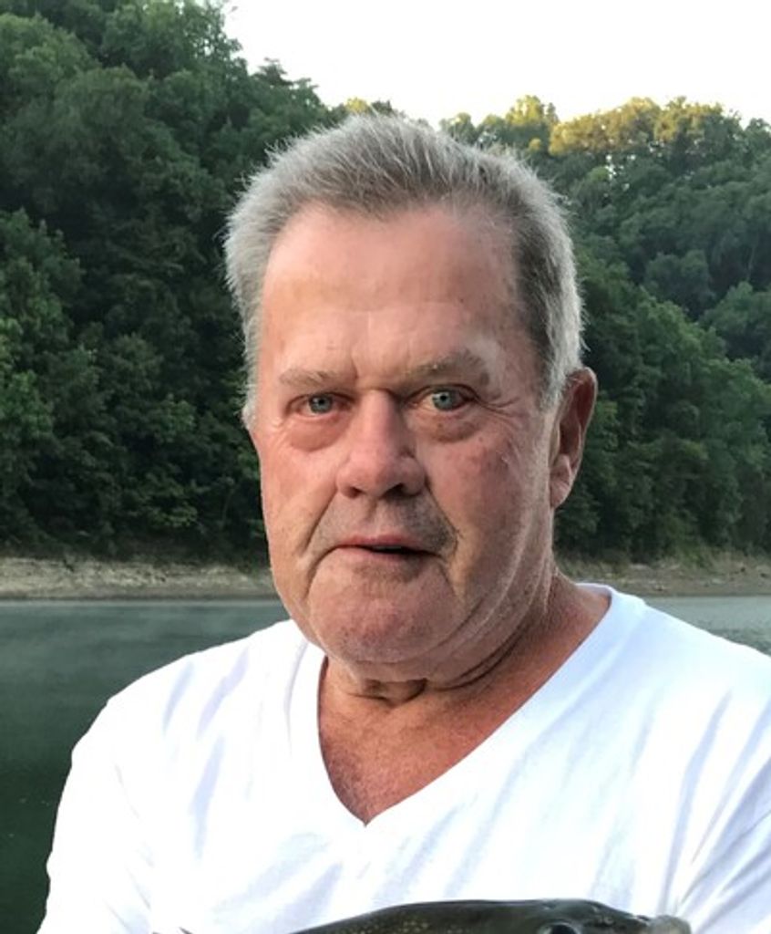 Lester R Slusher Profile Photo