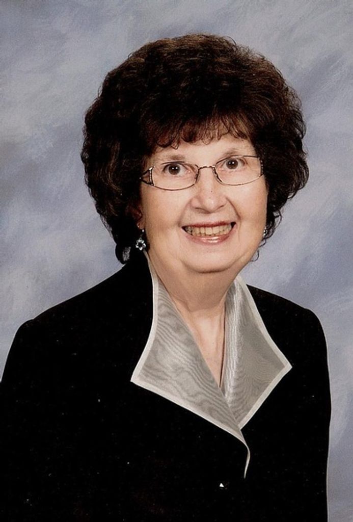 Lenna Hope Moeder Profile Photo