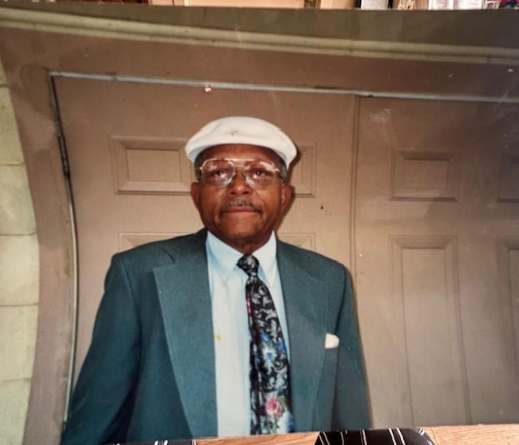 Leonard Davison