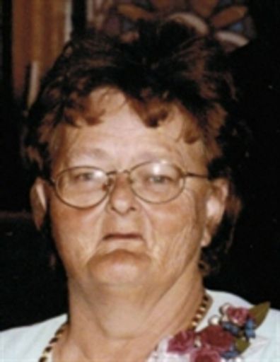 Vicky Lynn Van Raalte photo gallery thumbnail 1 of 2