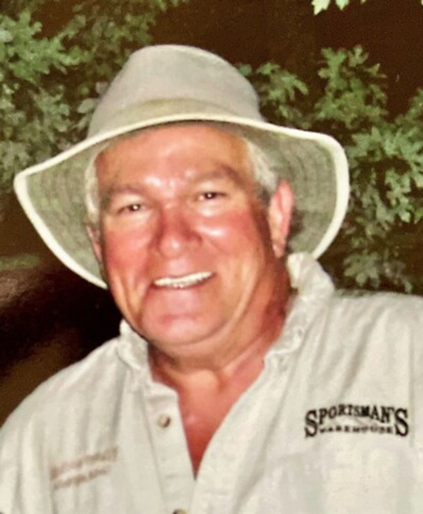Lester Saunders Profile Photo