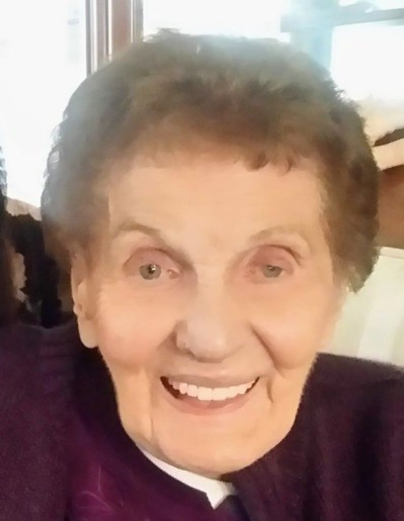 Helen L. (Julian) Ciafardone