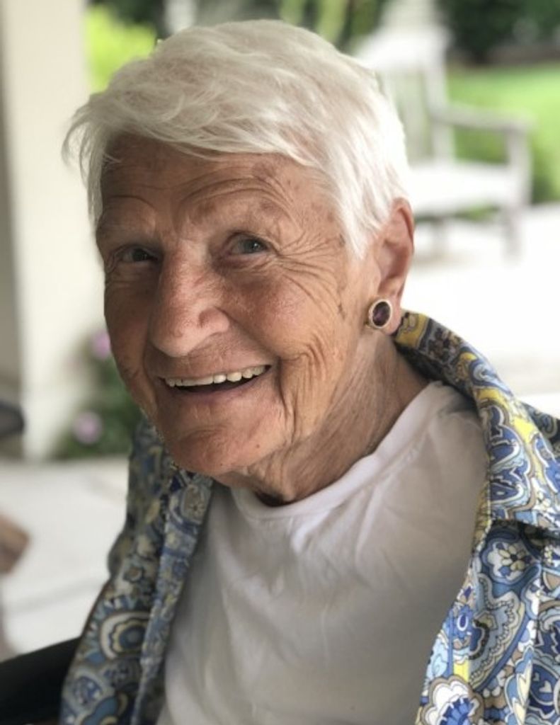 Teresa (Pazyra)  Madden Profile Photo