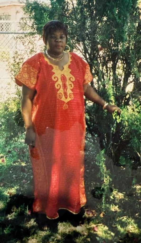 Bernadette Rodrigue Orange Profile Photo