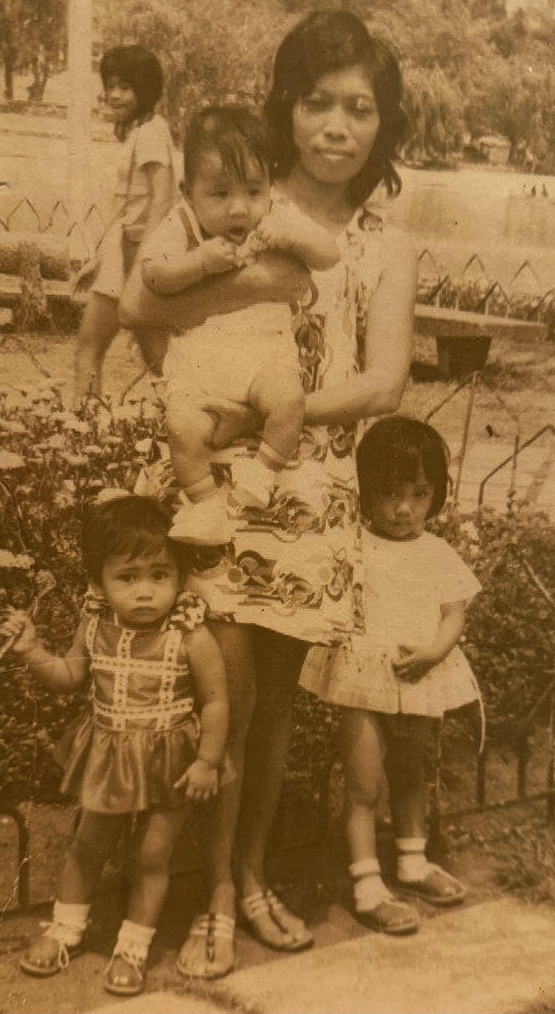Dulce Montecillo Yanzon photo gallery image 2 of 56