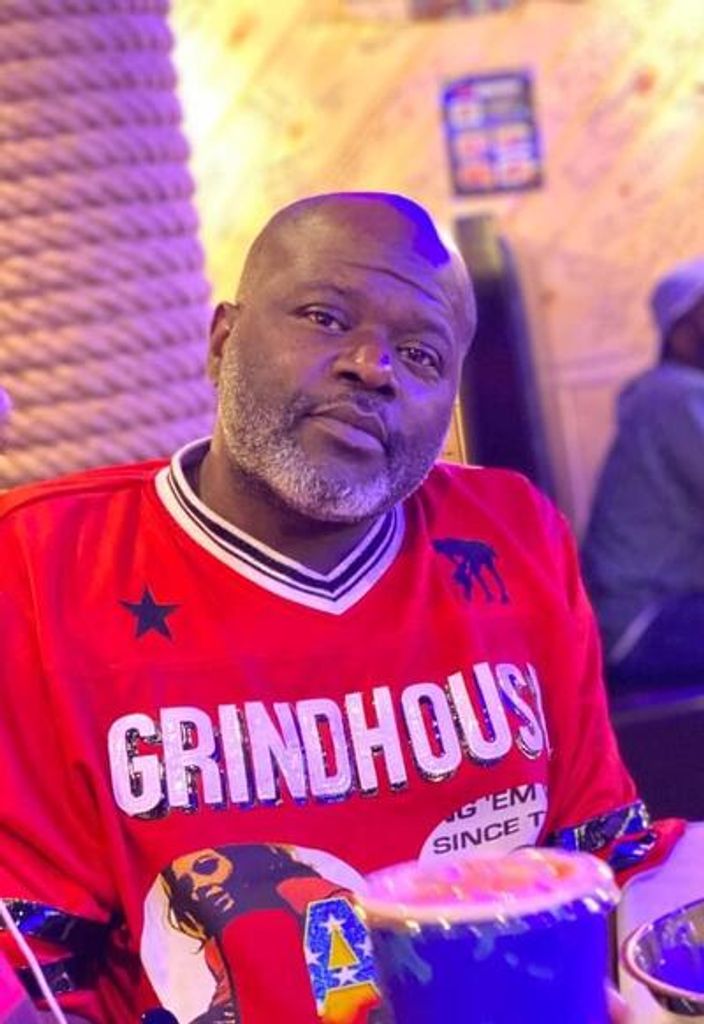 Michael Derek Ellis Profile Photo