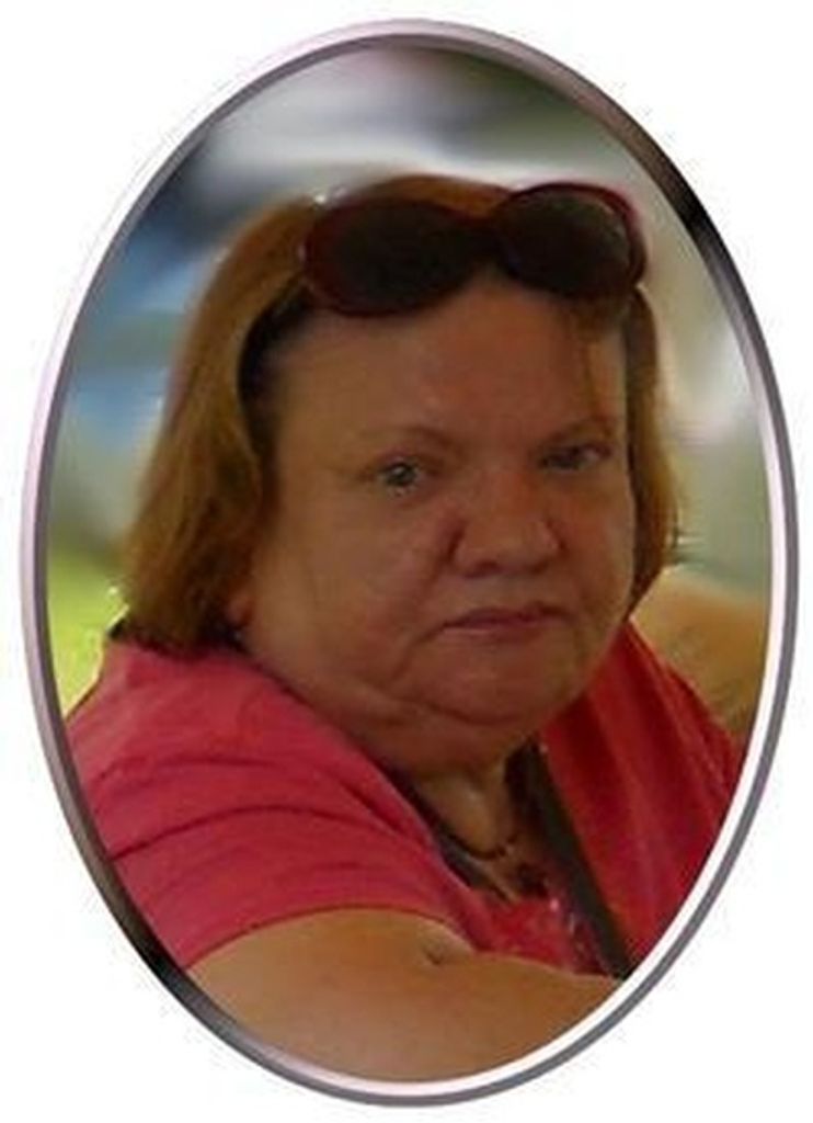 Elizabeth Bray Profile Photo