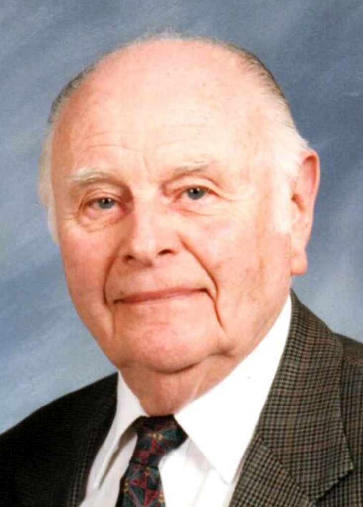 Ray L. Luckenbill