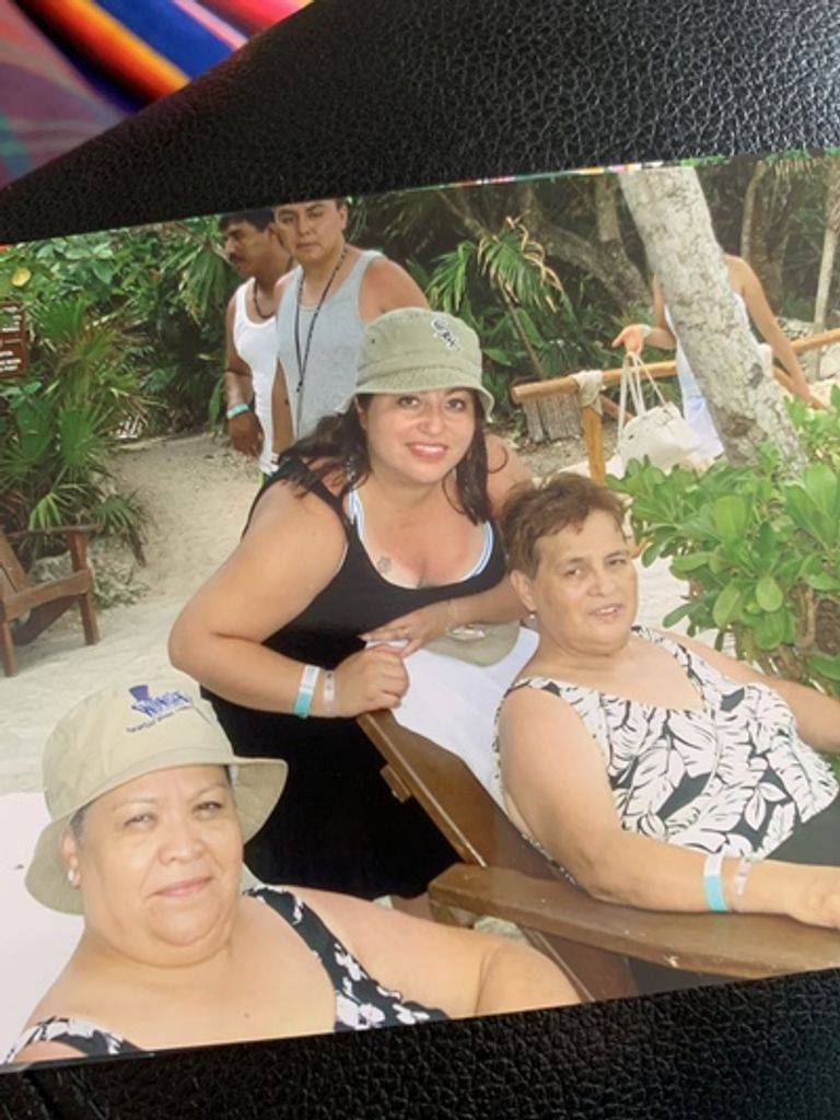 Maria Carolina Reyes