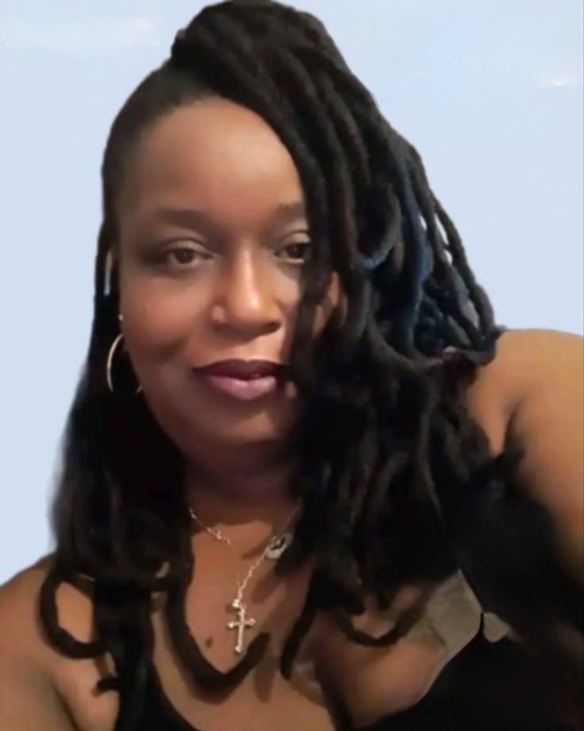 Tilya Semona Saunders Profile Photo