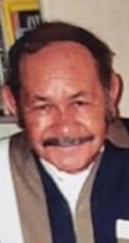 Santos M. Leon, Jr. Profile Photo
