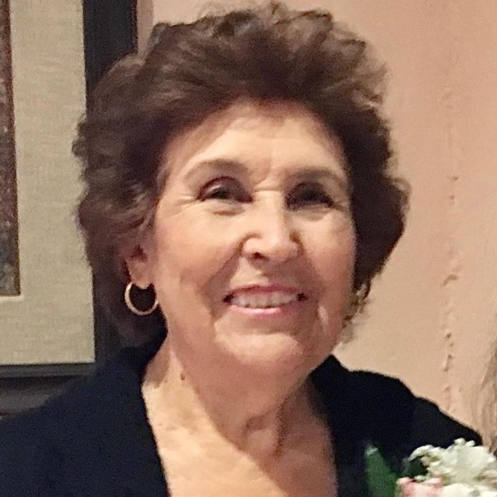 Teresa Carlos Profile Photo