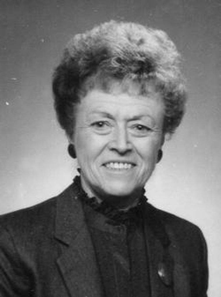 Mary Pearl Compton Profile Photo