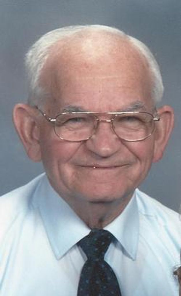 Simon Eicher Profile Photo
