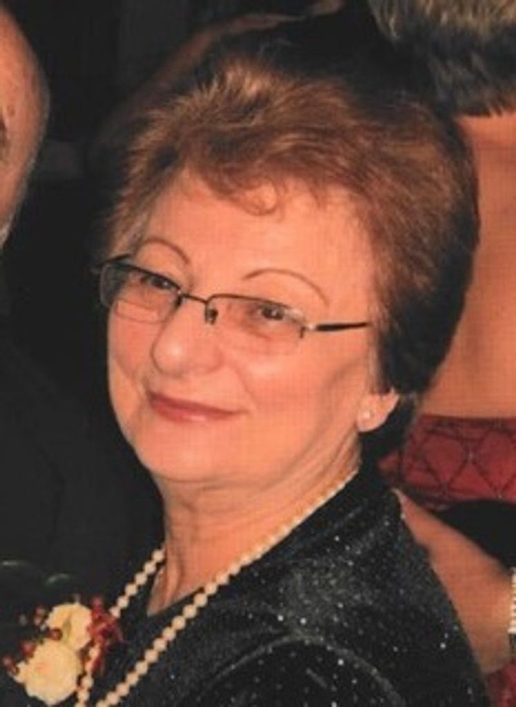 Silvia (Avakian) Ohanesian Profile Photo